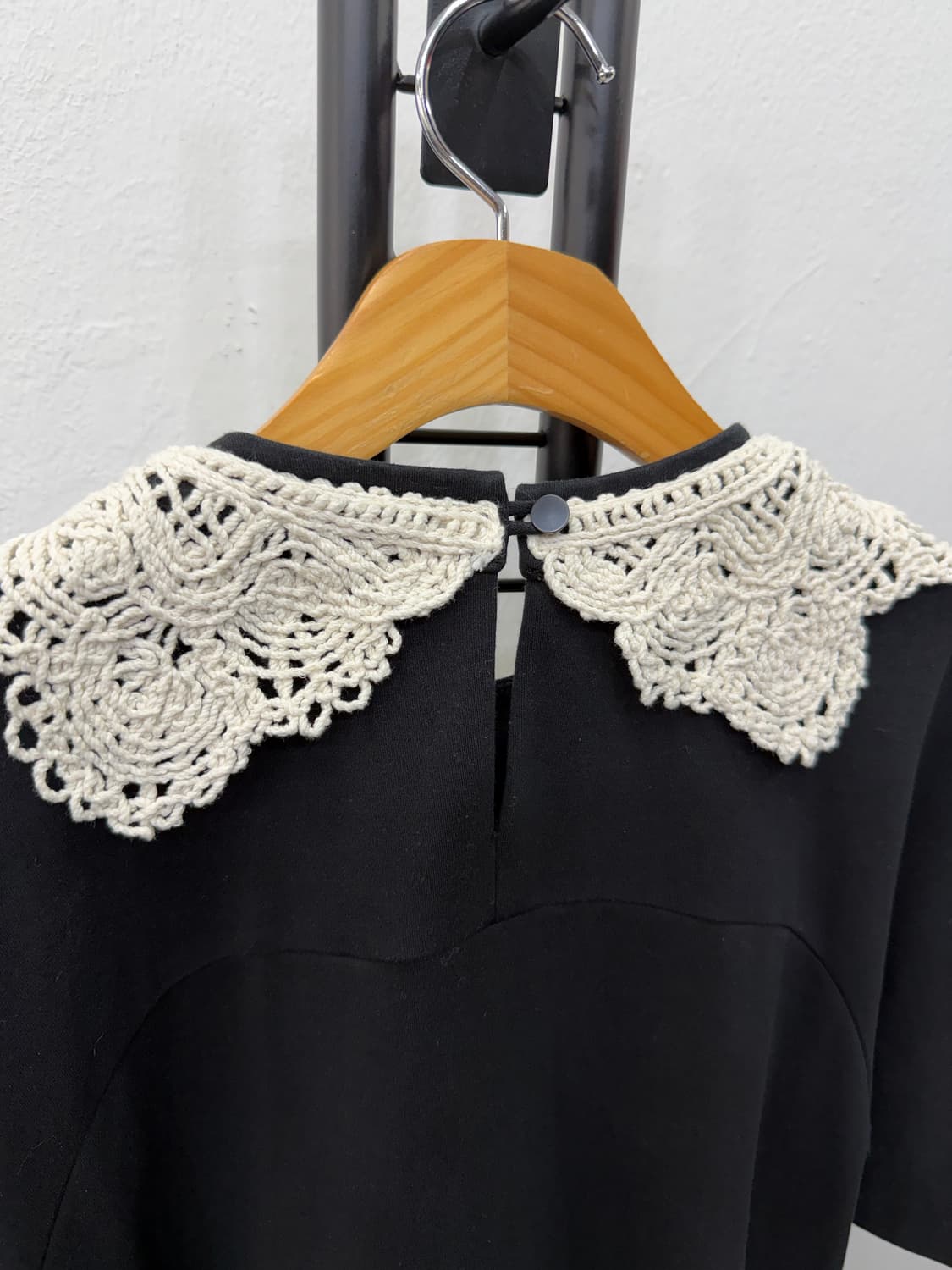 정품) O2ND 오즈세컨 한섬 22ss 레이스 블라우스 82 상품이미지6