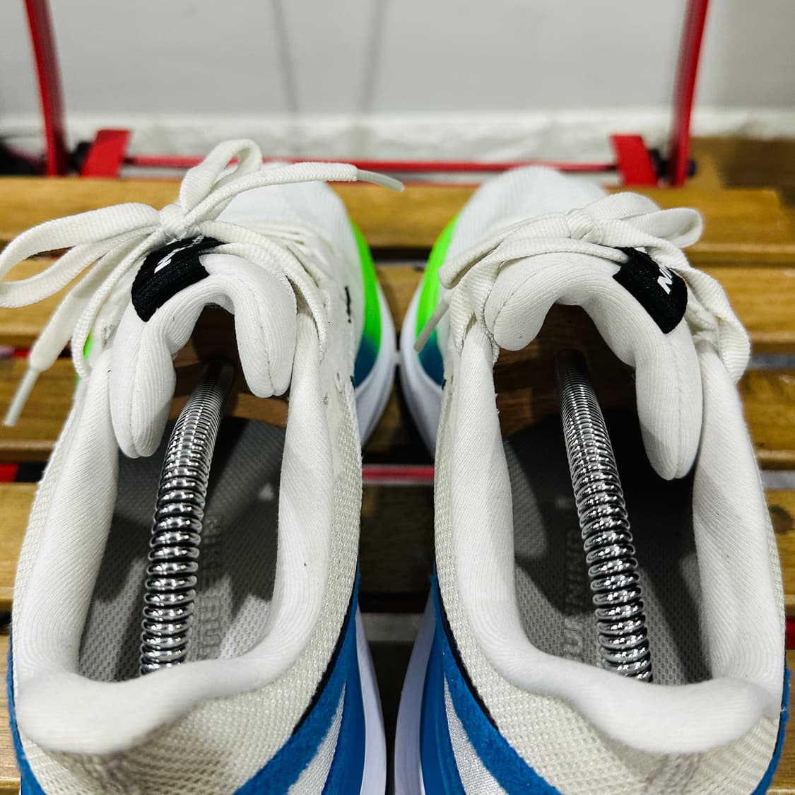 260) 나이키 운동화 남성 남자 런닝화 에어줌 스트럭처 상품이미지5