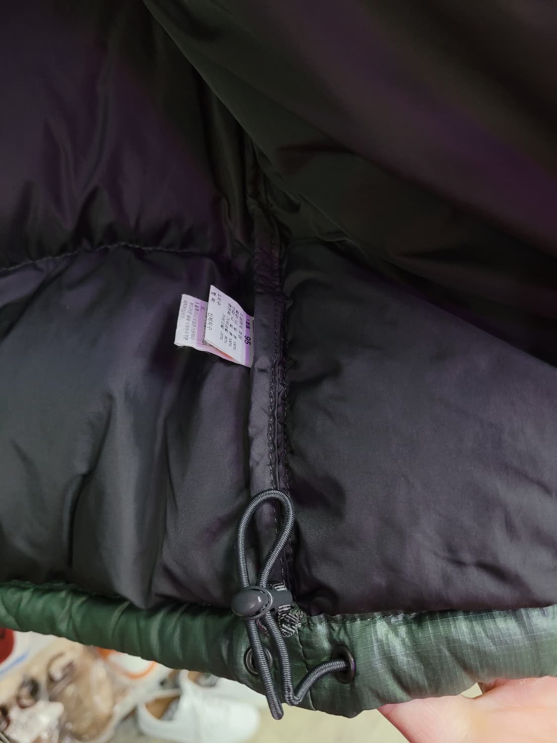 노스페이스 700 눕시 패딩 그린/블랙 상품이미지4