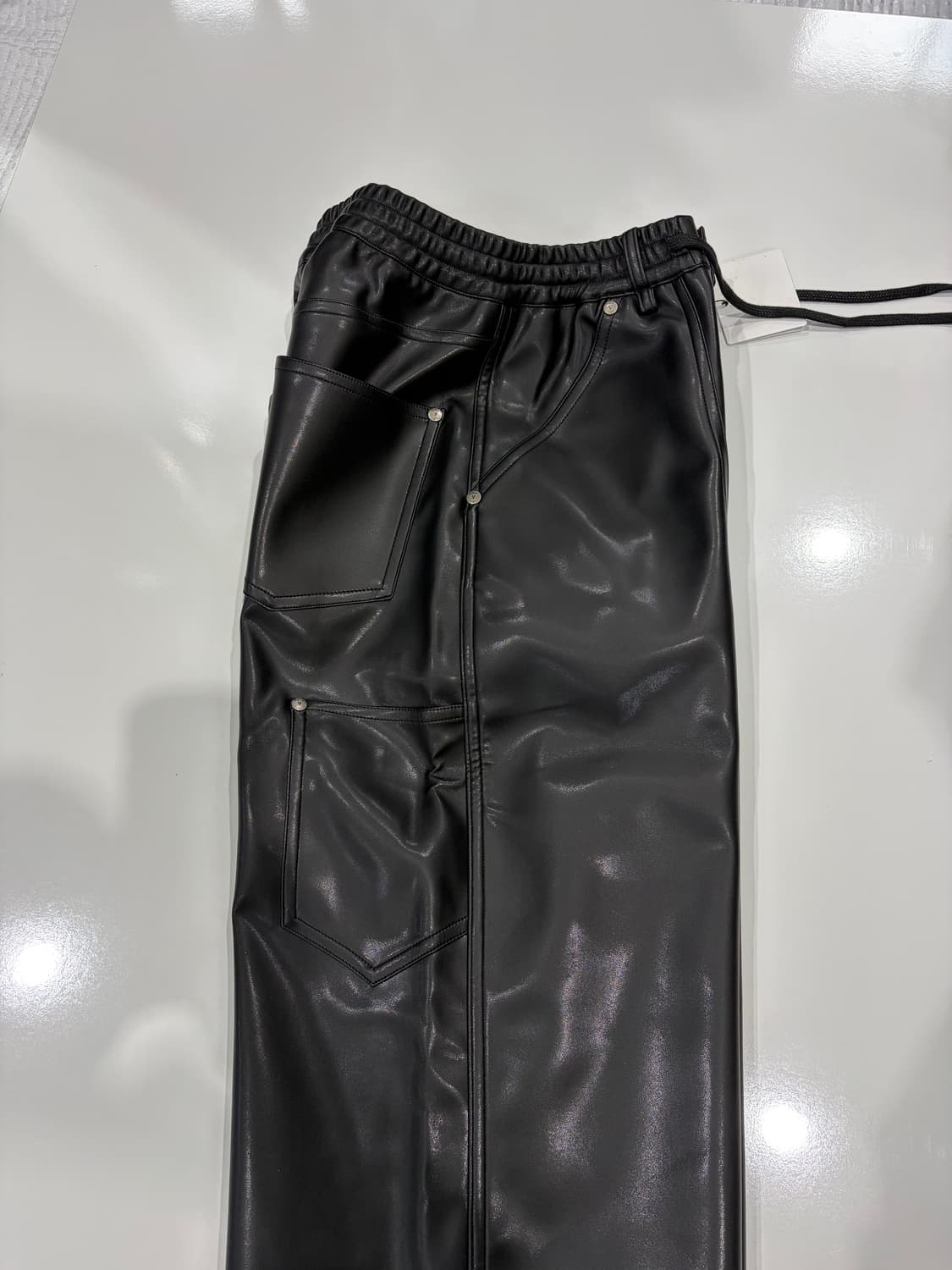 Vneckluv 블랙 인조 가죽 밴딩 팬츠#새상품 상품이미지8