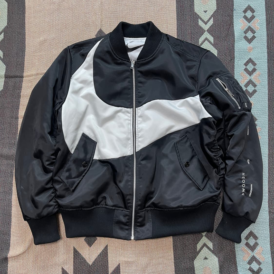 나이키 써마핏 봄버자켓 빅스우시 양면점퍼 스트릿 상품이미지2