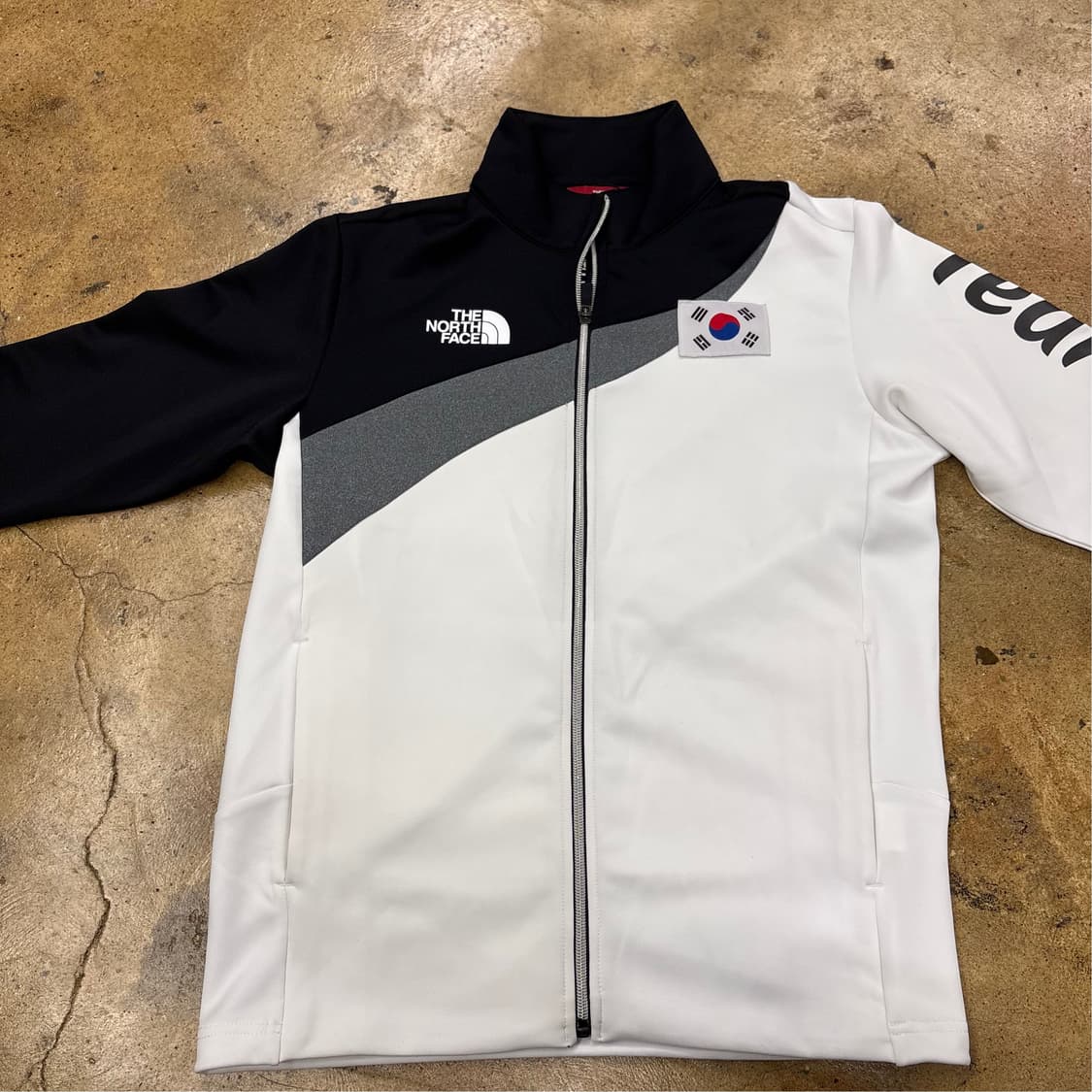 [정품/95,M] 노스페이스 국대 팀코리아 트랙탑 져지 b16 상품이미지3
