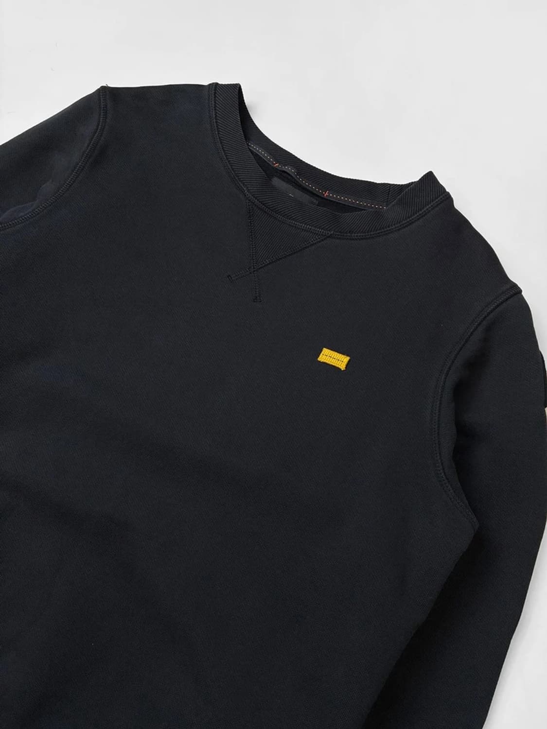 파라점퍼스 21FW Caleb Embo 패치 맨투맨 PN5684    상품이미지3