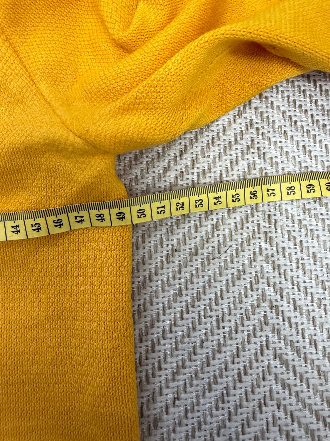 정품) 솔리드옴므 옐로우 브이넥 니트 48(100) 상품이미지7