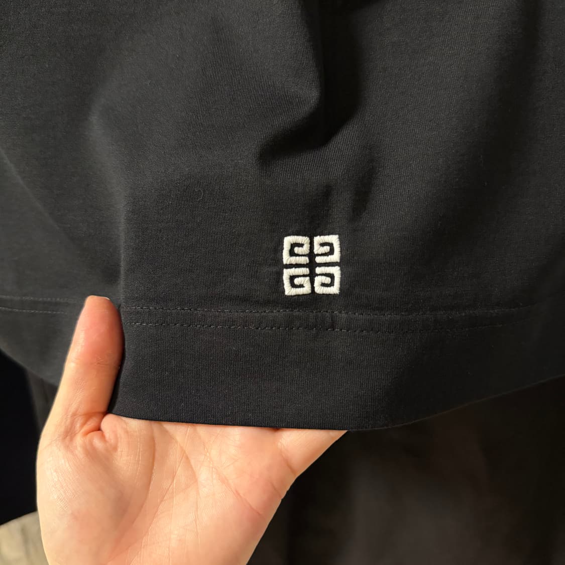 지방시 코튼 컬리지 티셔츠 블랙 XL 상품이미지5