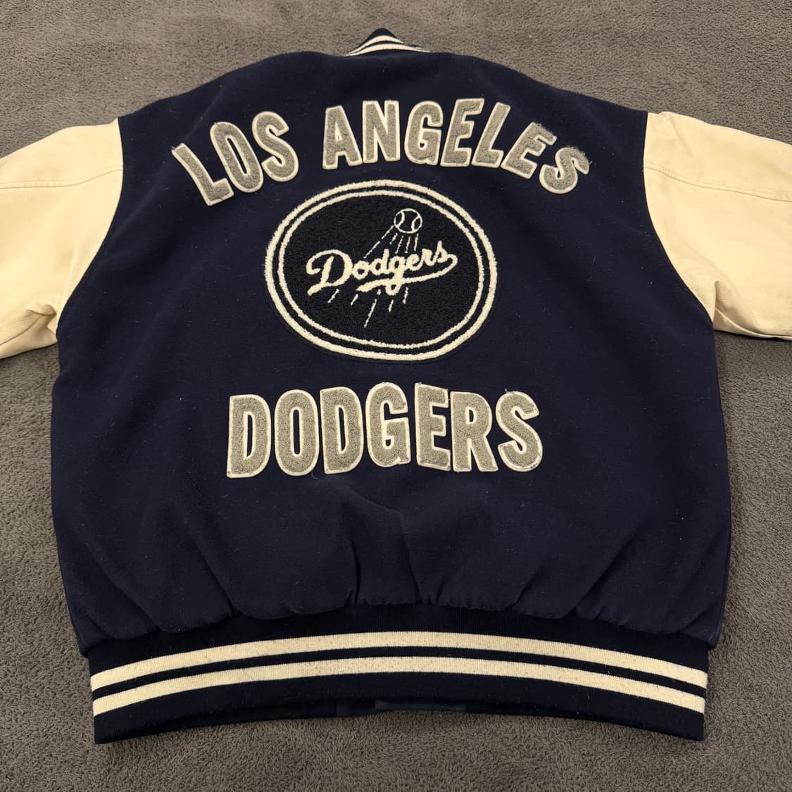 [정품/100] 뉴에라 LA다저스 빈티지 야구 바시티 점퍼 상품이미지3