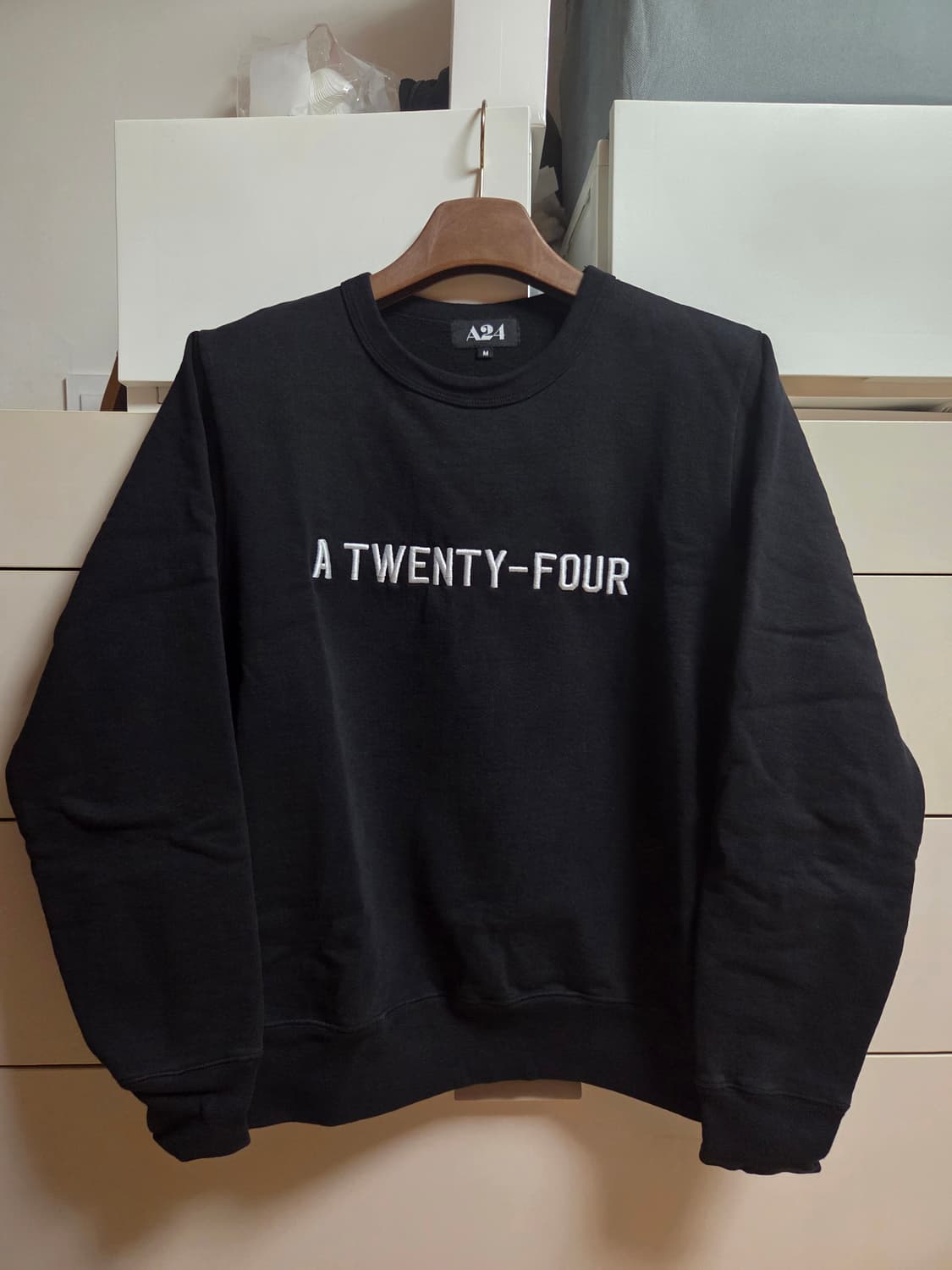 A24 크루넥 스웻셔츠 블랙 M 상품이미지1