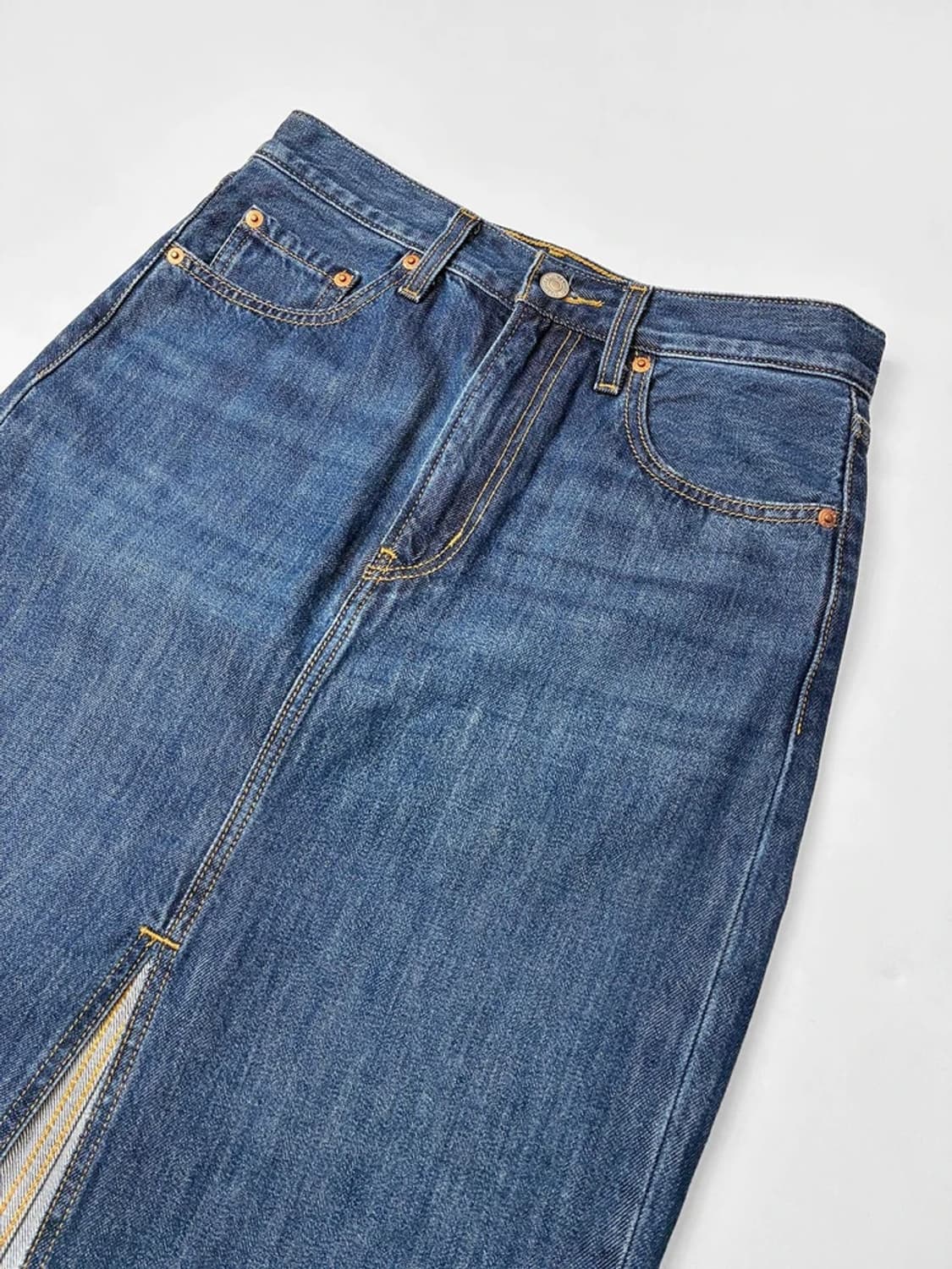 리바이스 프리미엄 중청 워싱 빅 E탭 데님 롱 스커트 PN5355 상품이미지3