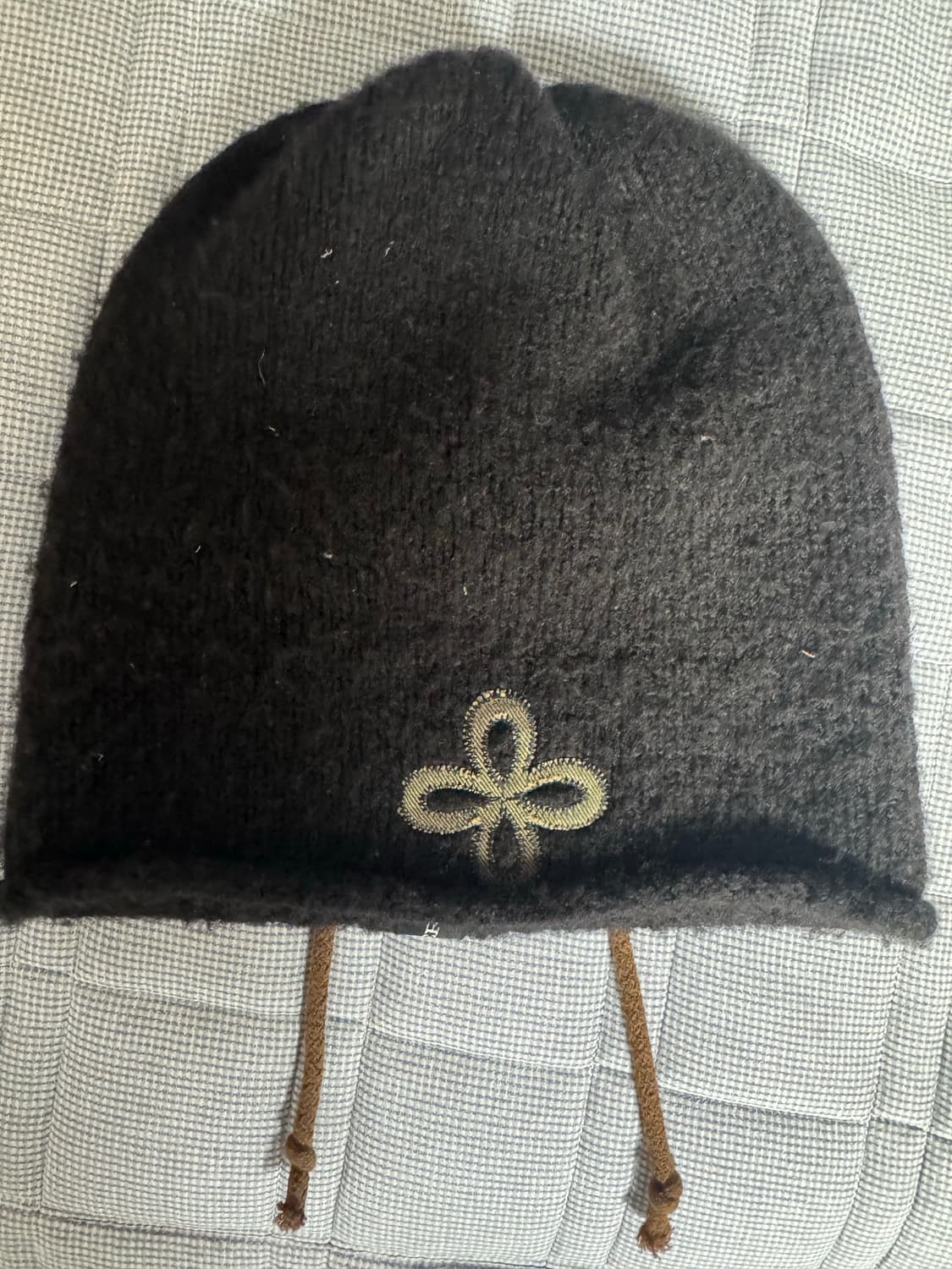 써저리 샘플라스 한정판 콜라보 비니 상품이미지1