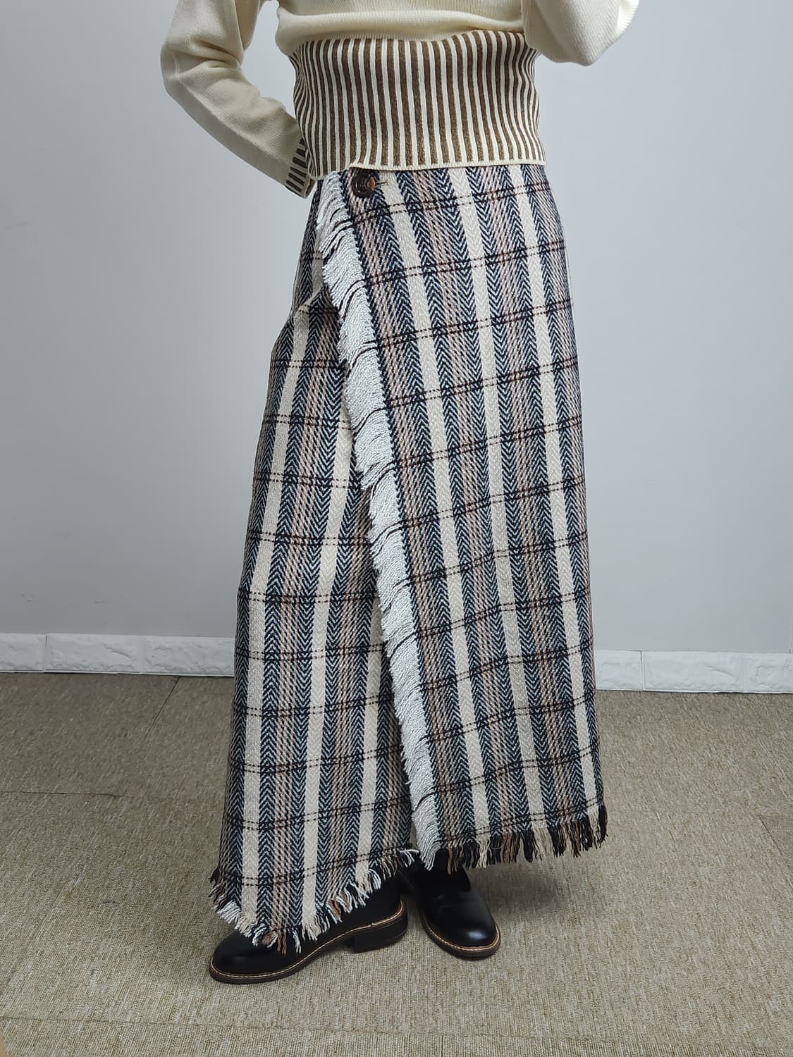 체크 테슬 롱 스커트 상품이미지2