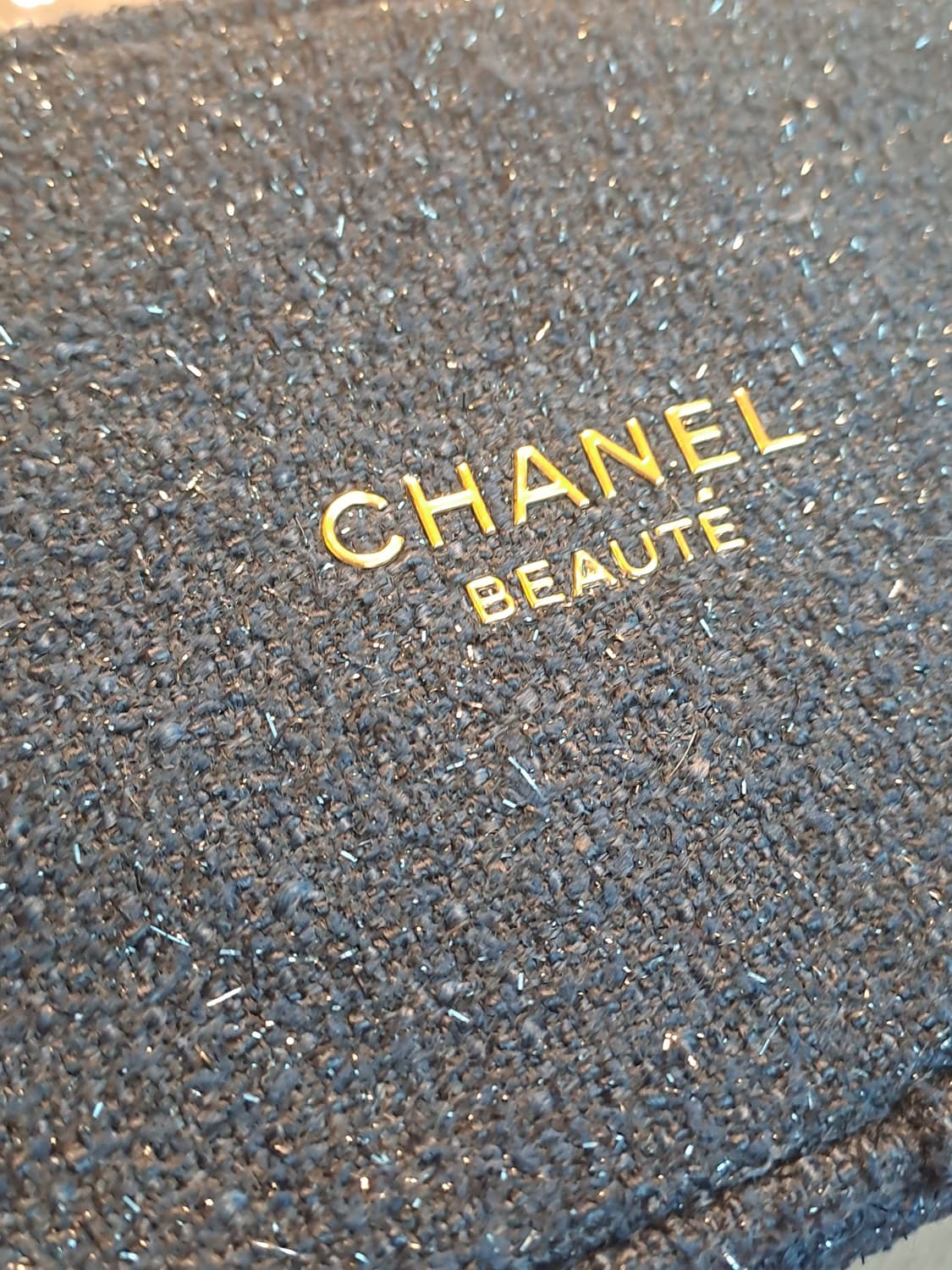 샤넬 2025 홀리데이 파우치 상품이미지5