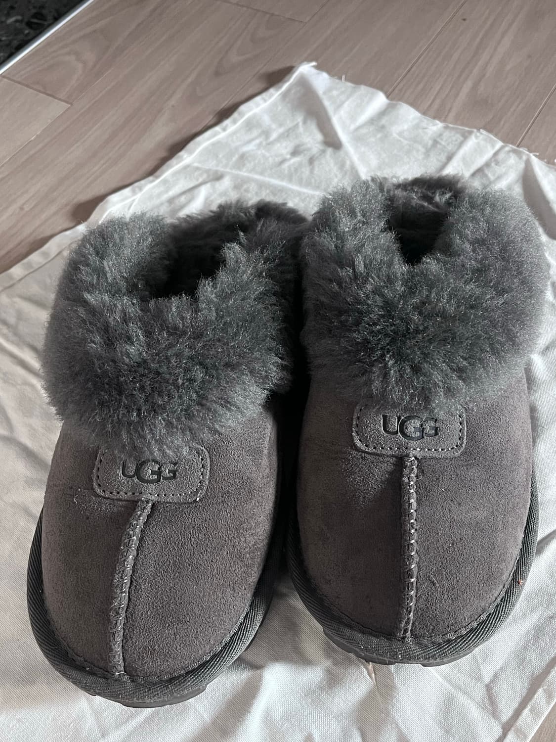 Ugg 어그 코케트 230 37사이즈 그레이 상품이미지2