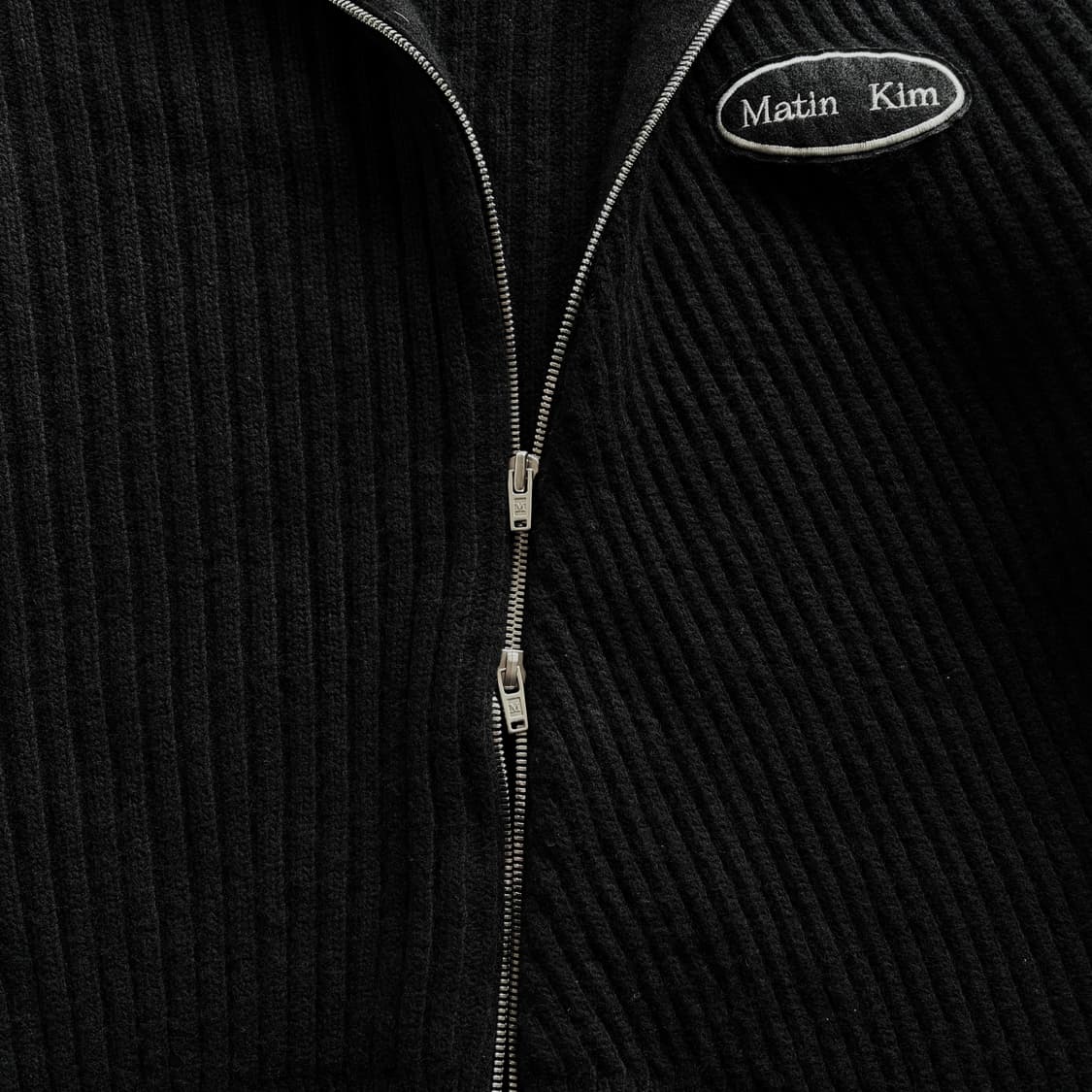 [M]마땡킴 Matin Kim 램스울 하이넥 집업 가디건 블랙 상품이미지10