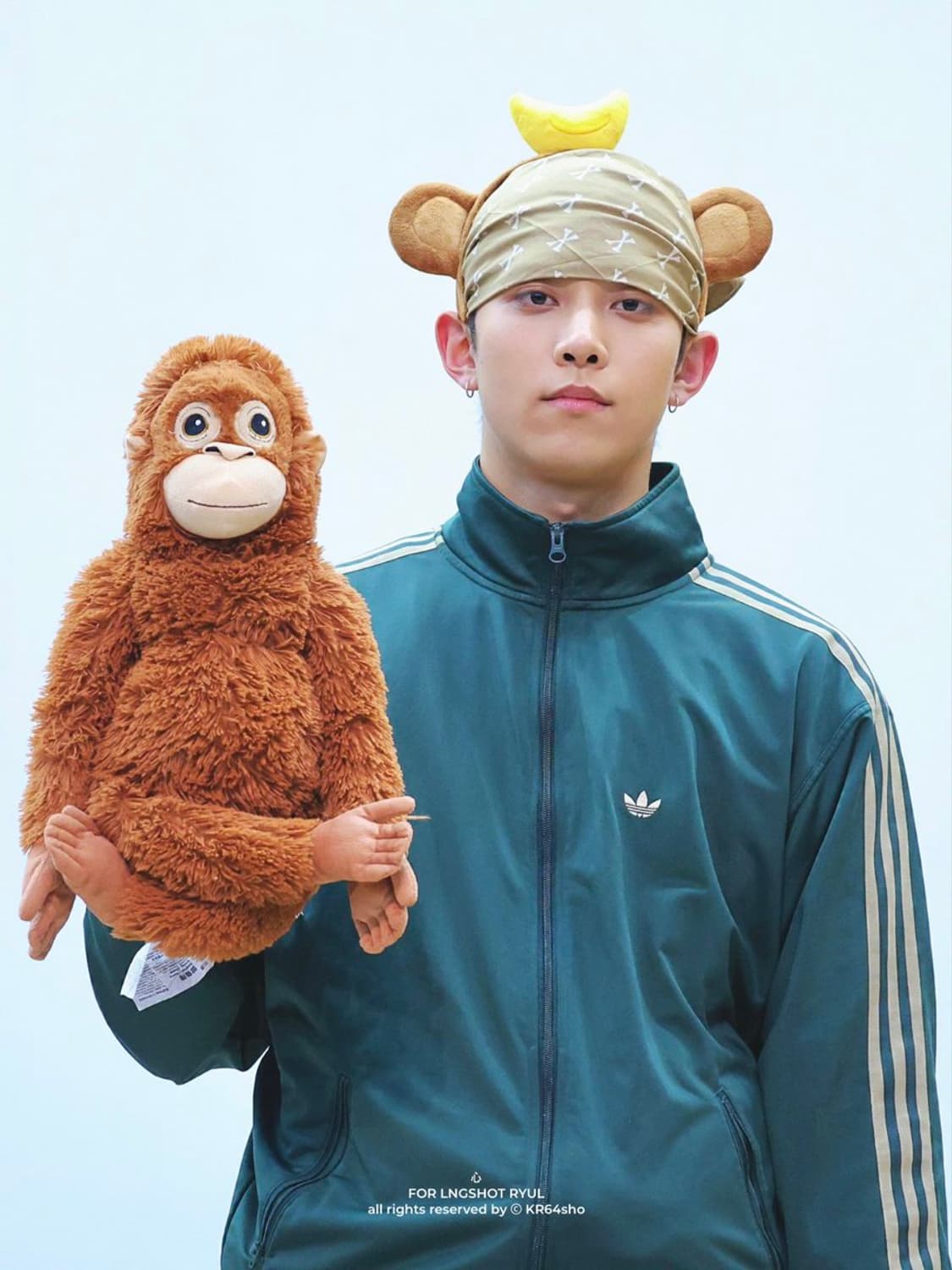 아디다스 베켄바우어 쉐도우 그린 (롱샷 률 착용) 상품이미지1