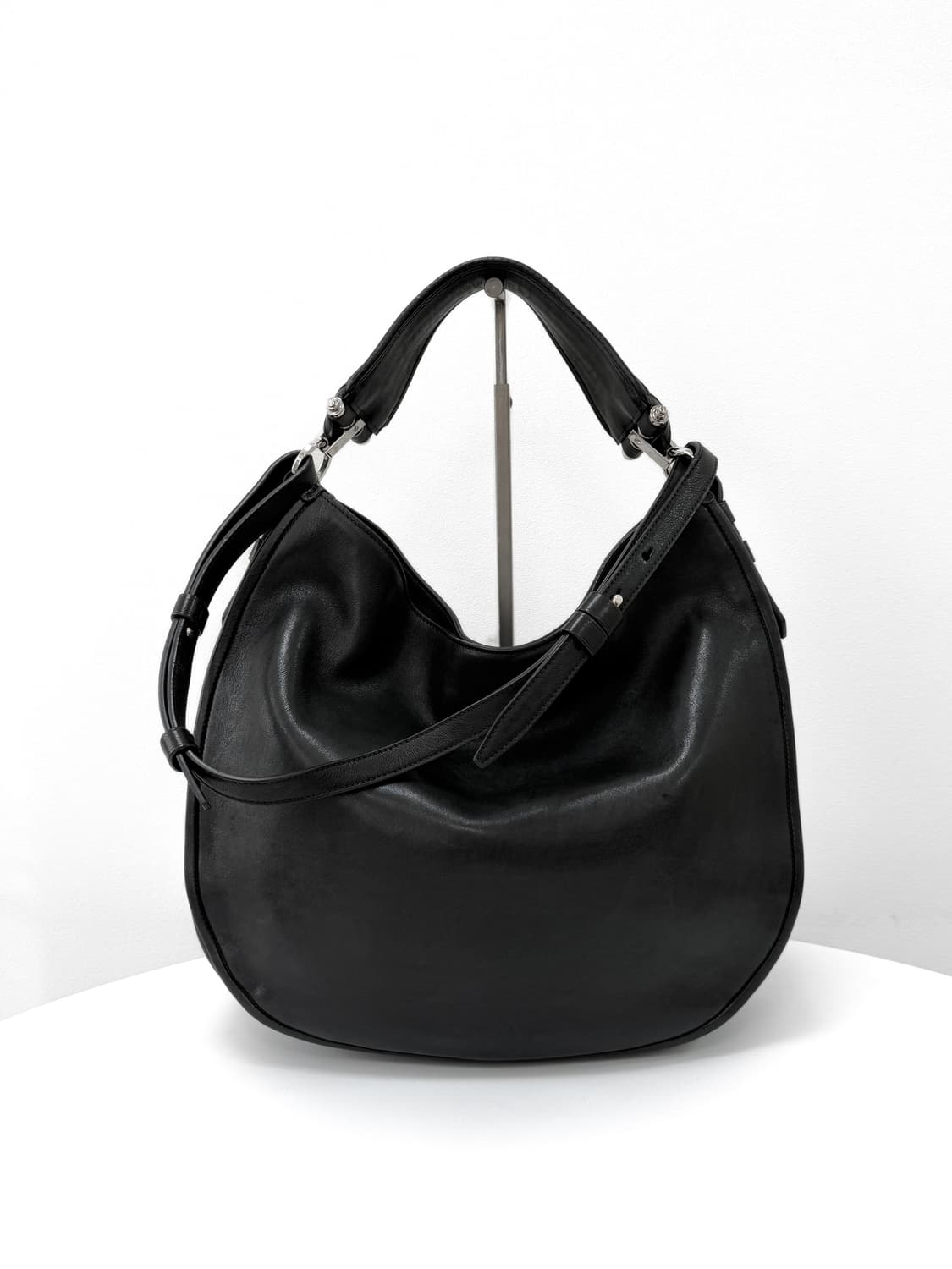 지방시 옵세디아 램스킨 호보백 상품이미지3