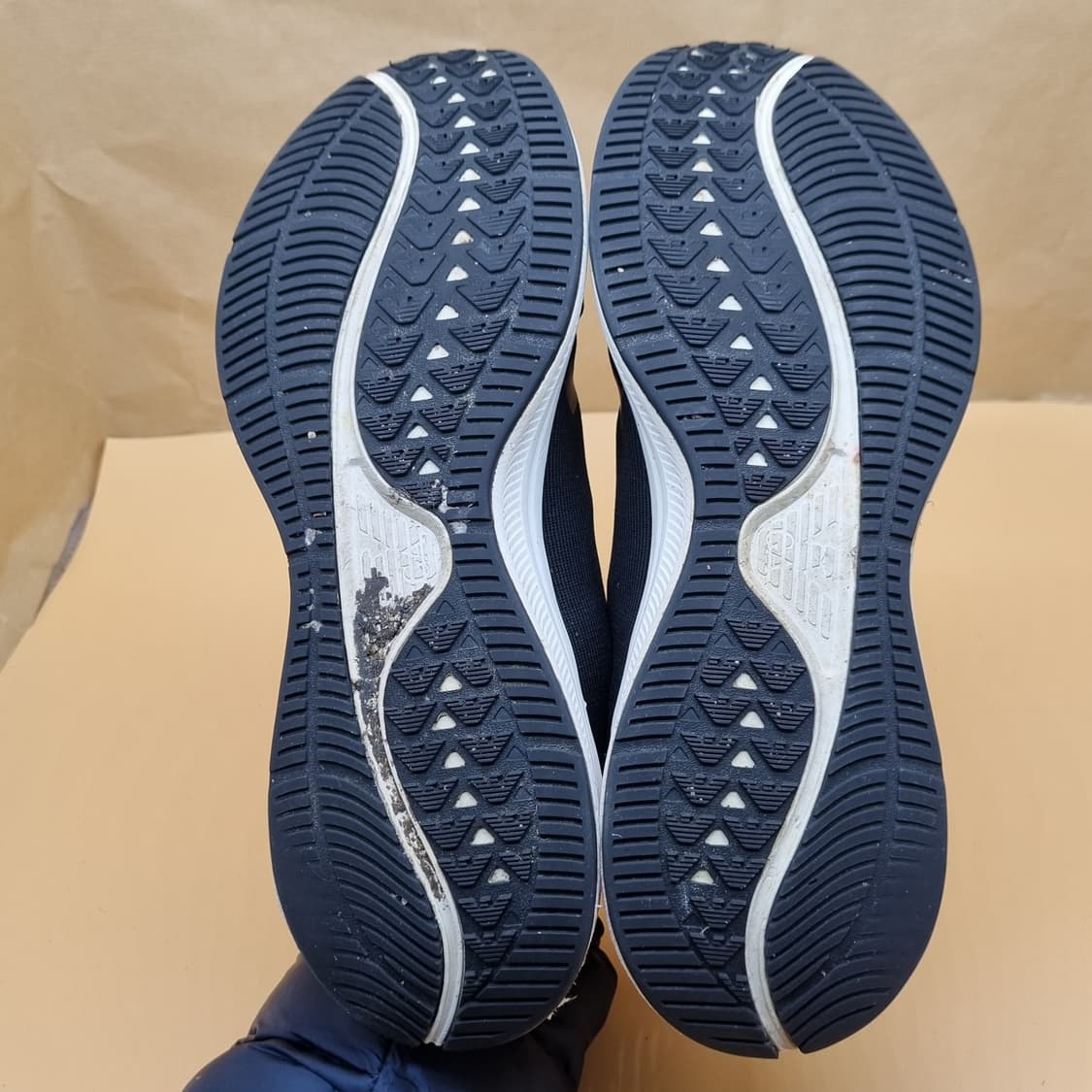 엠포리오 아르마니 컴포트 남성스니커즈275 상품이미지3