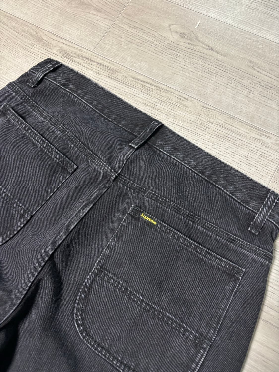 [32] 슈프림 페인터 데님 팬츠 24ss 상품이미지5