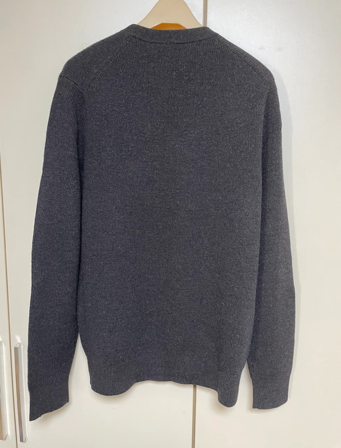 띠어리 남성 라운드넥 스웨터 XS 사이즈 (100% 모) 상품이미지3