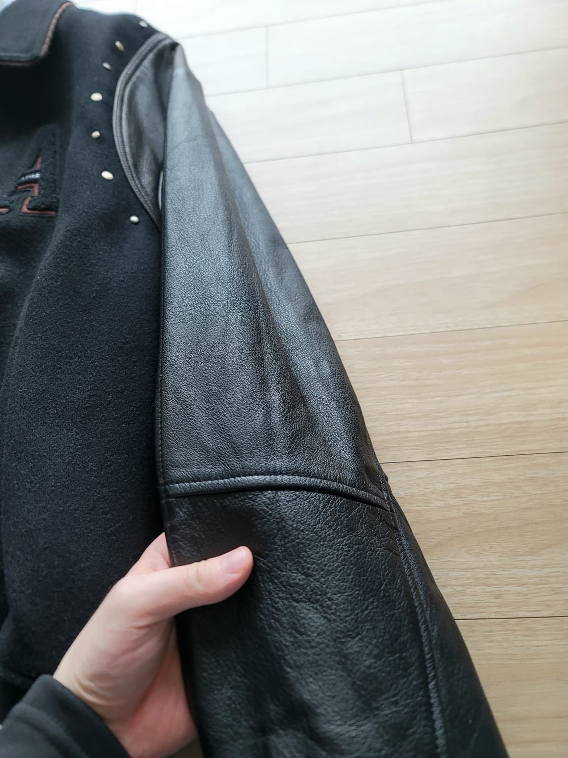 앤더슨벨 레더 바시티 자켓 상품이미지3