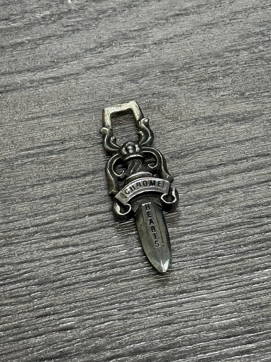 크롬하츠 구형 대거 펜던트 상품이미지1