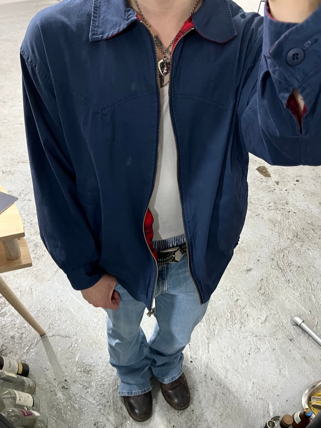 Wears western bomber jacket 상품이미지3
