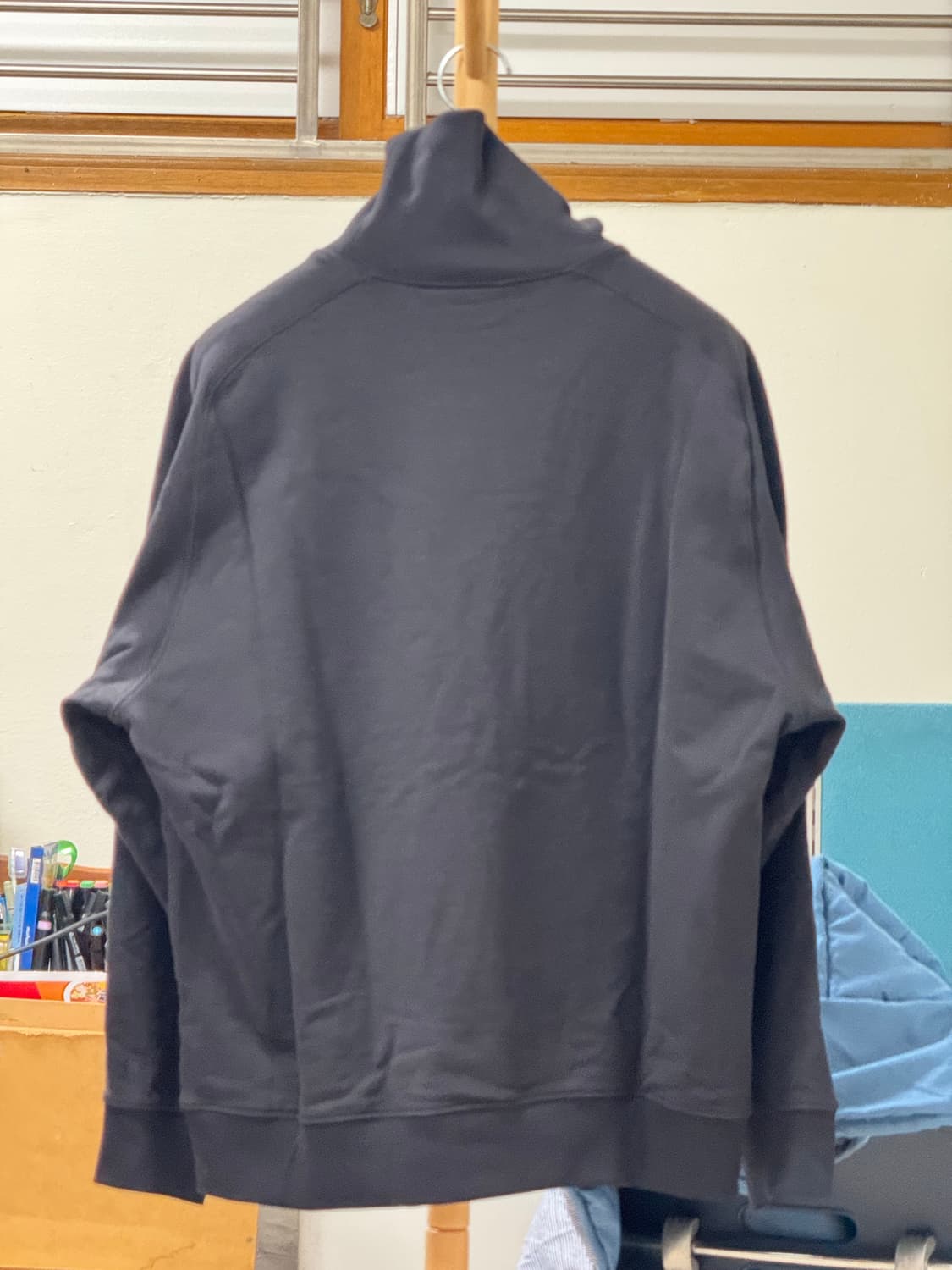 유니클로 U 터틀넥 스웨트셔츠 XL 상품이미지2