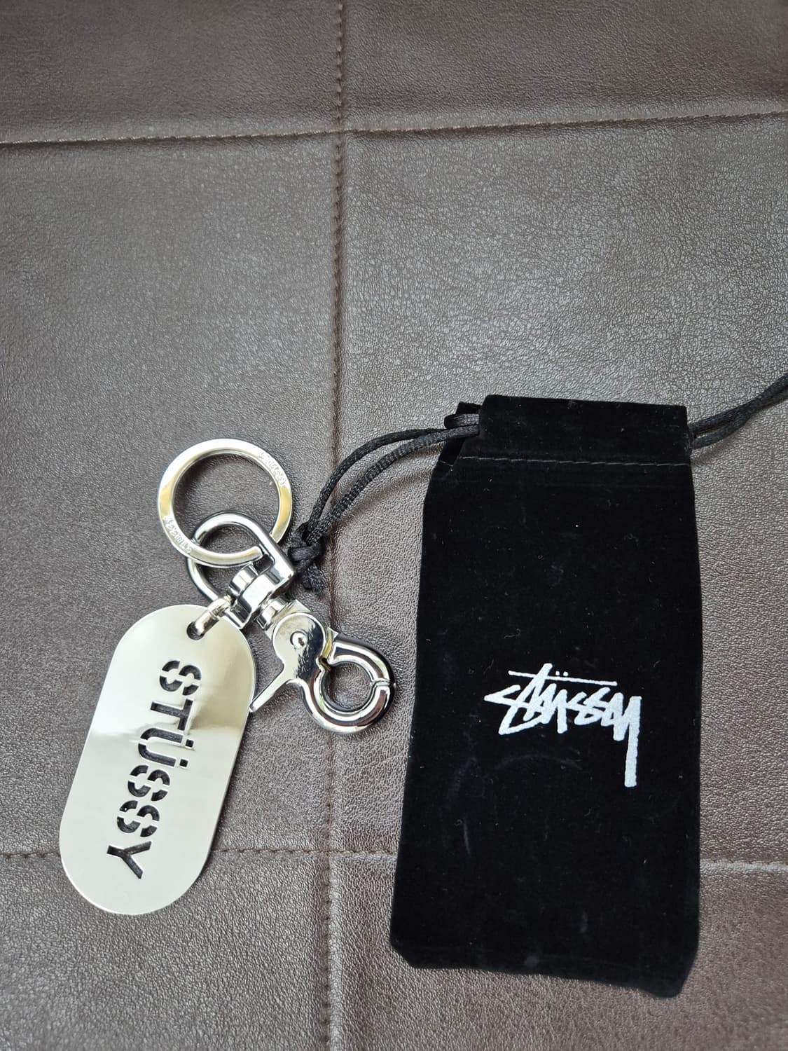 스투시 메탈 태그 키체인 실버 상품이미지1