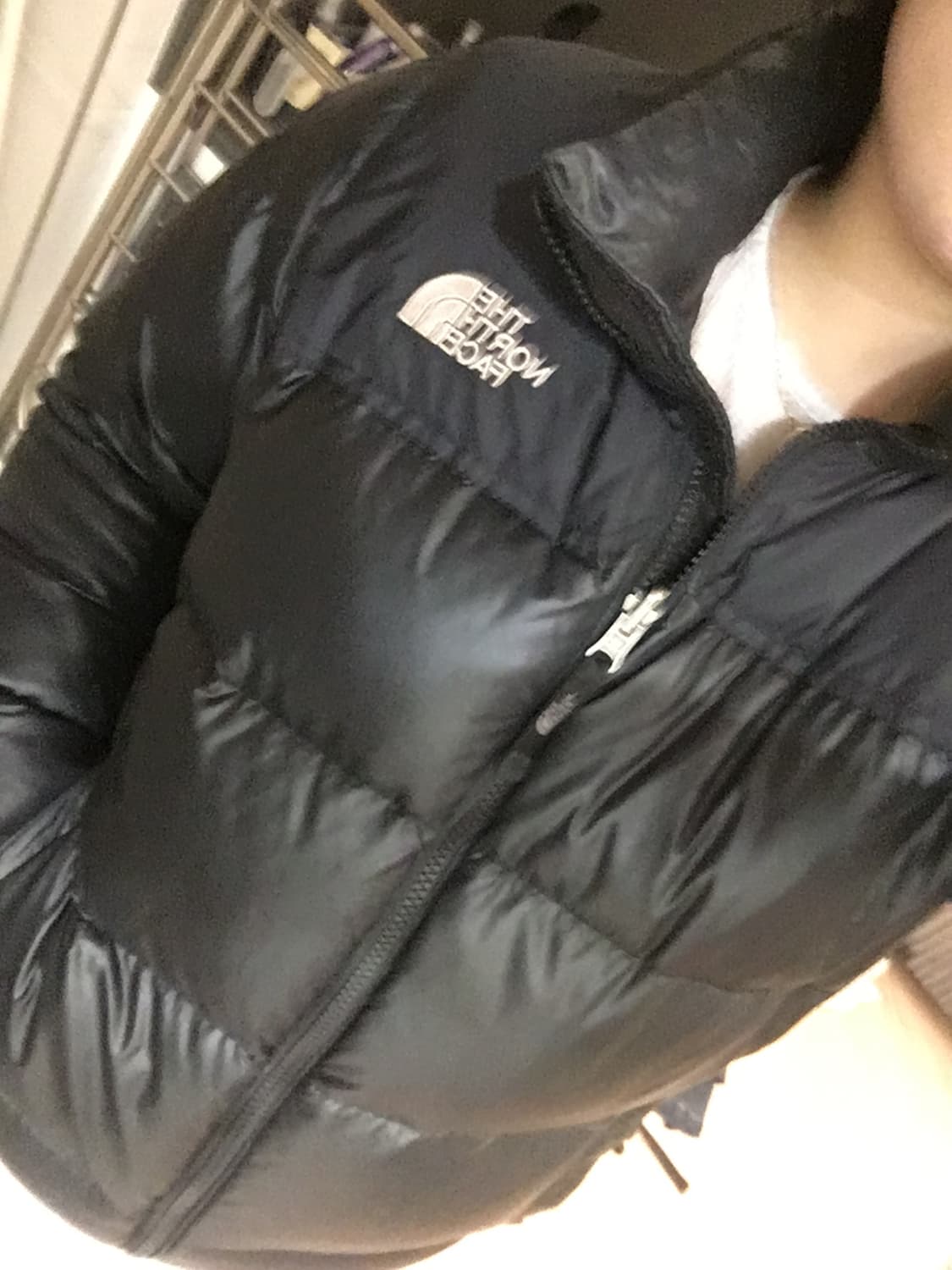 노스페이스 패딩 블랙 700 상품이미지3