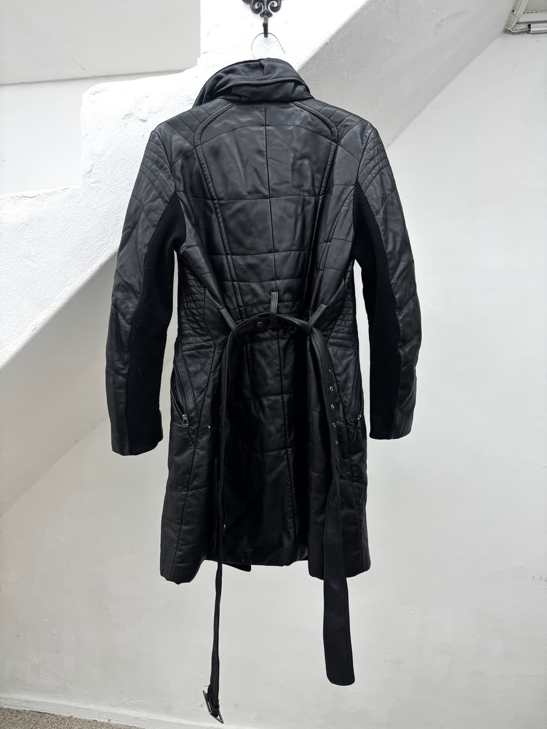 Lambskin leather high-neck jacket   상품이미지10