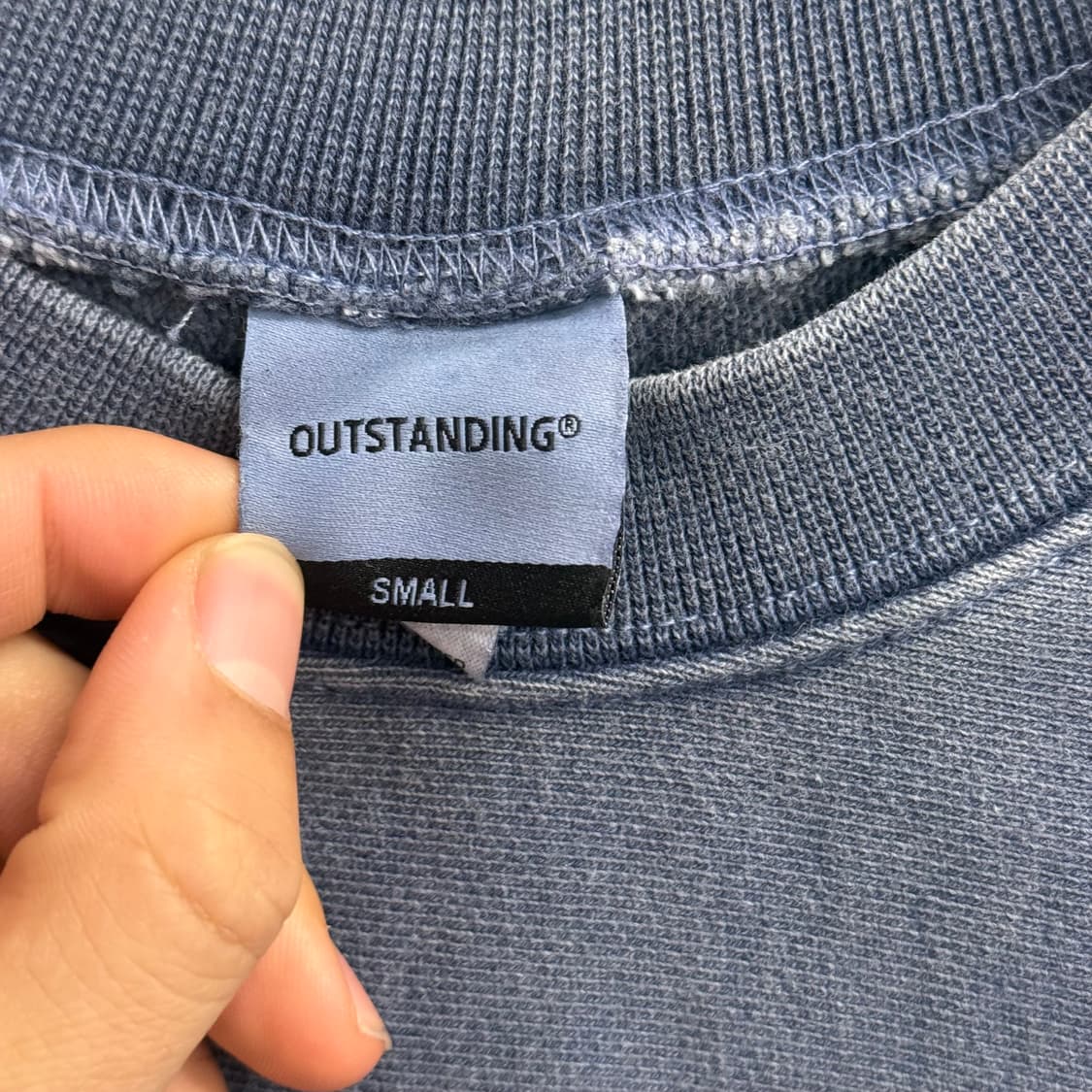 아웃스탠딩 네이비(NAVY) 프린팅 블루 맨투맨 S 상품이미지2