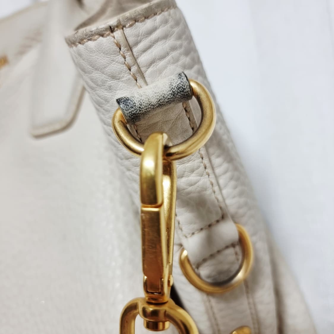 프라다 비텔로 다이노 숄더백 토트백 레더 가방 핸드백 (전체염색 필요함) 상품이미지5