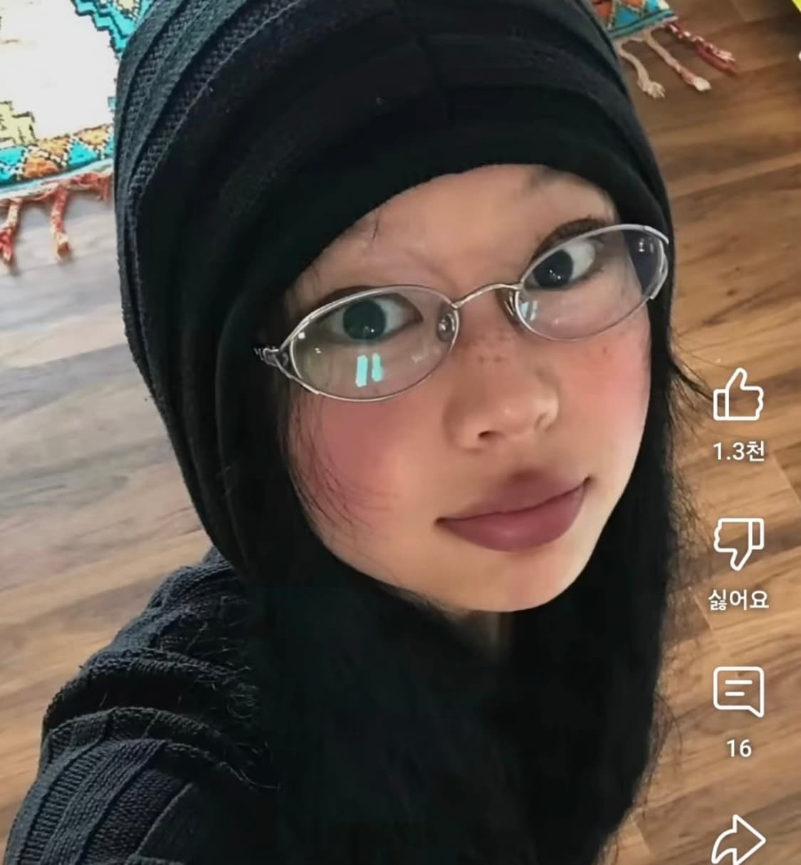 DKNY 도나카란 실버 안경 서지수 코이세이오 안경 손민수 상품이미지1