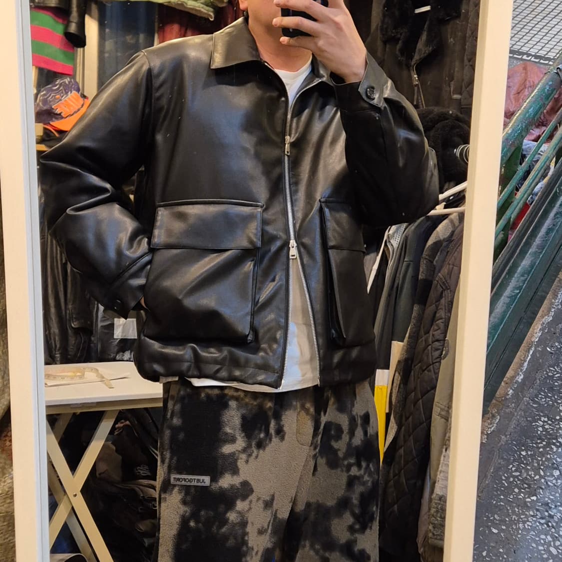 FREE(착샷잇음) 블랙 버핑레더 누빔자켓 상품이미지4