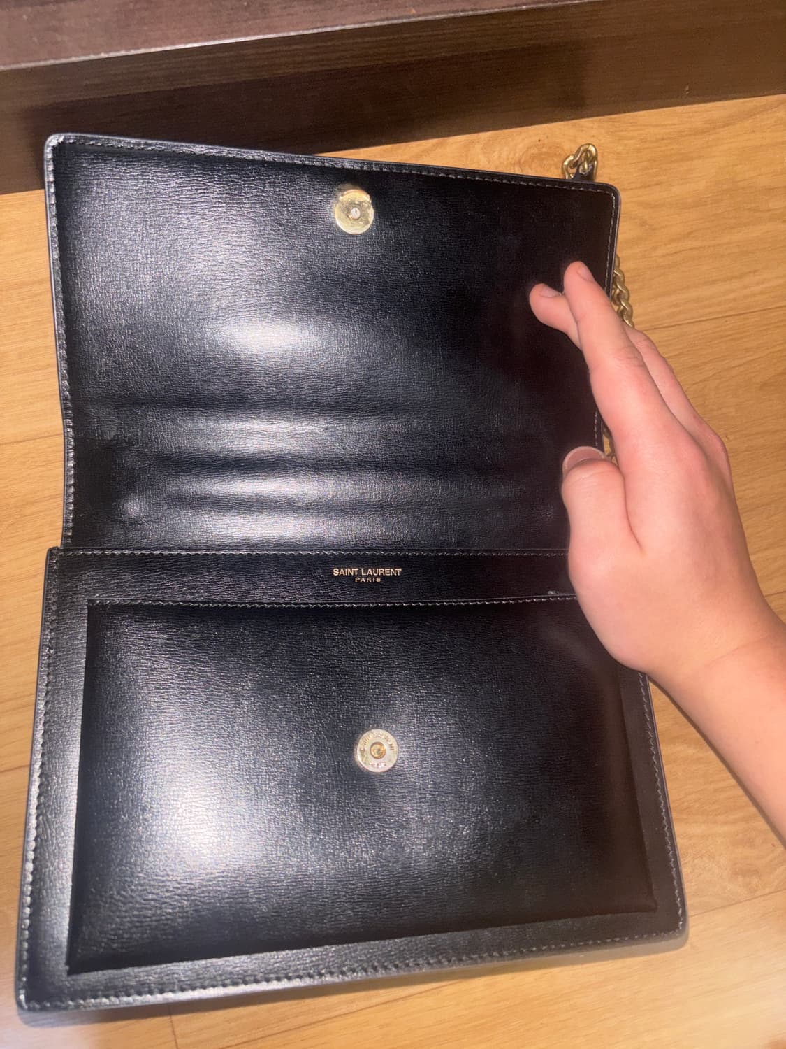 생로랑 선셋 금장 미디엄 상품이미지1