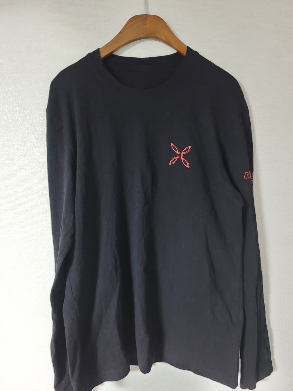 가슴54 몬츄라 롱슬리브 상품이미지1