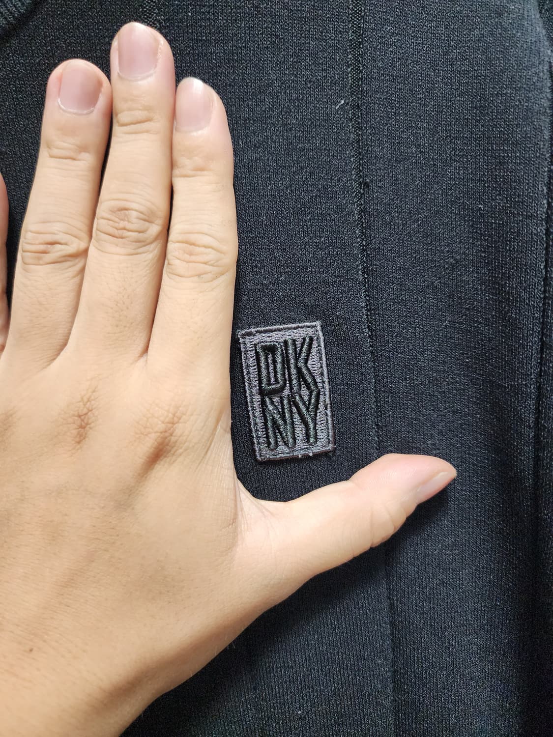 DKNY 블랙 반팔 니트.. 상품이미지3