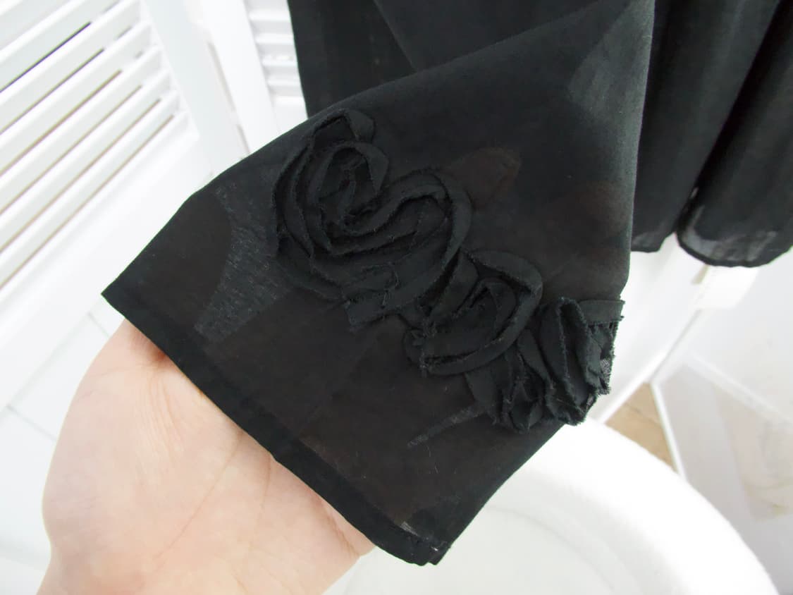 수나오 쿠와하라 아플리케 블라우스 상품이미지3