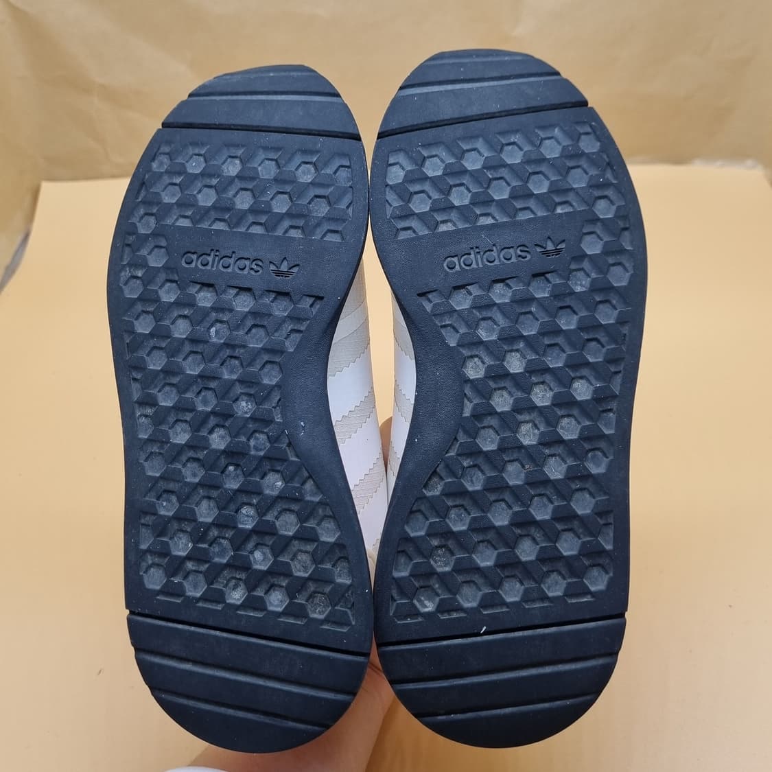 아디다스 N-5923 운동화 225. 상품이미지3