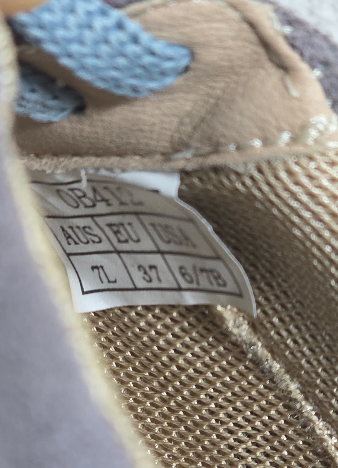 UGG 어그 오즈웨어 카이라 테슬 스니커즈 37 상품이미지9