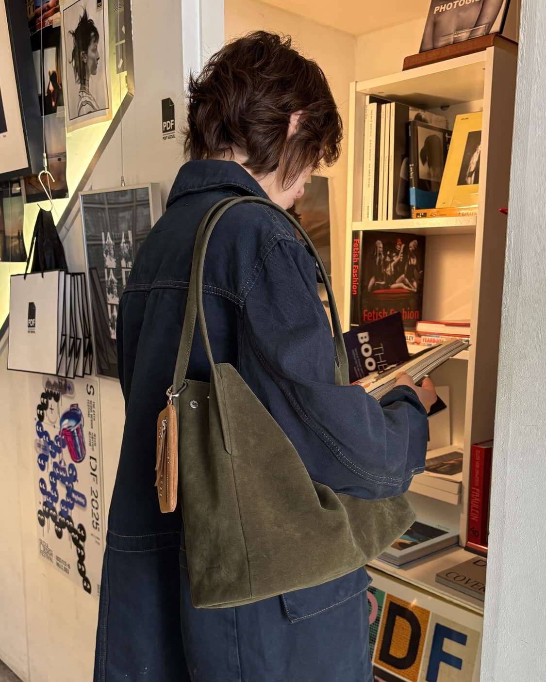 모노 버킷백 32 - 스웨이드 올리브 상품이미지2