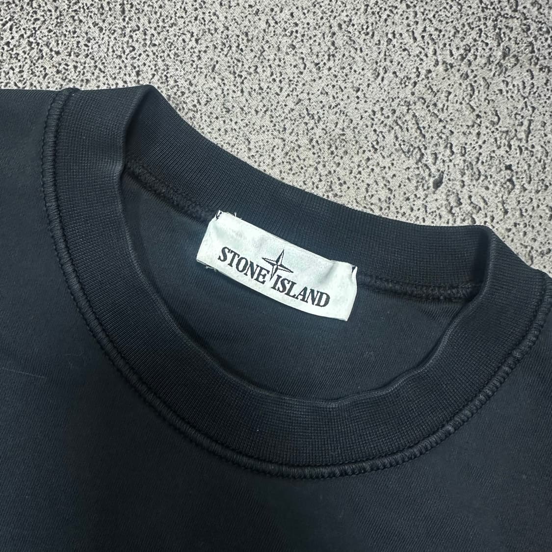 ✨ (바배) 스톤 아일랜드 블랙 맨투맨  상품이미지4