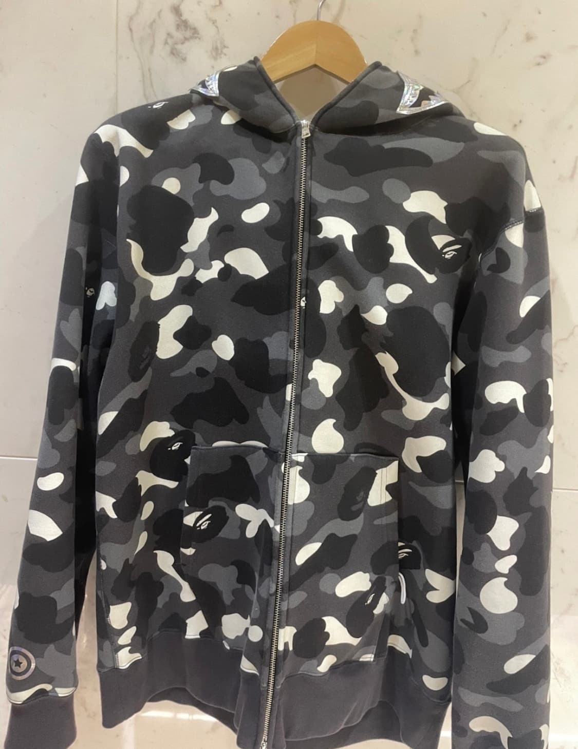 희귀👑)베이프야광후드집업 상품이미지3