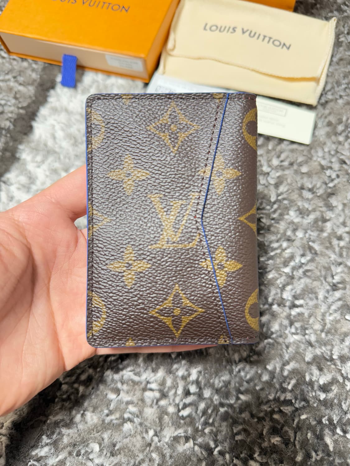 루이비통 NBA 한정판 이클립스 모노그램 오거나이저 카드지갑 상품이미지4