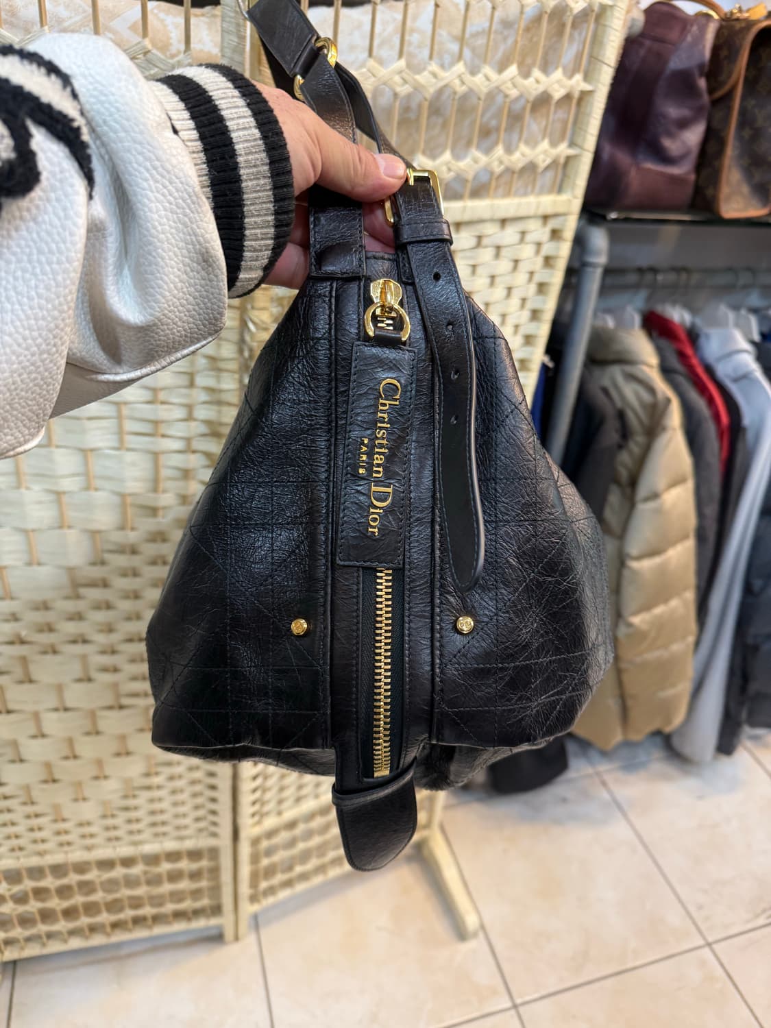 정품 25ss 디올 D-JOURNEY  백 팝니다 상품이미지5