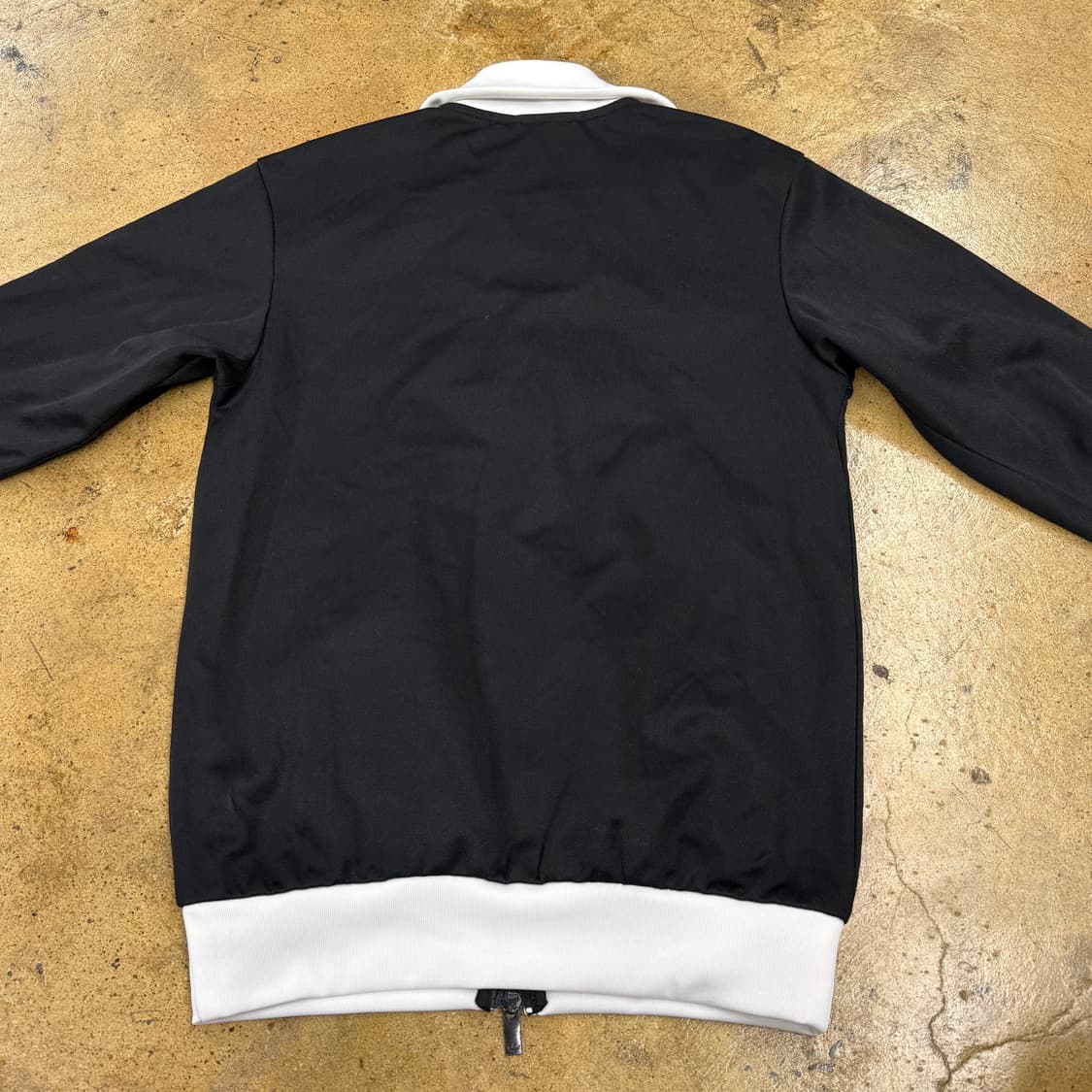 아디다스 검흰 블랙 베켄바우어 져지 트랙탑 상품이미지4