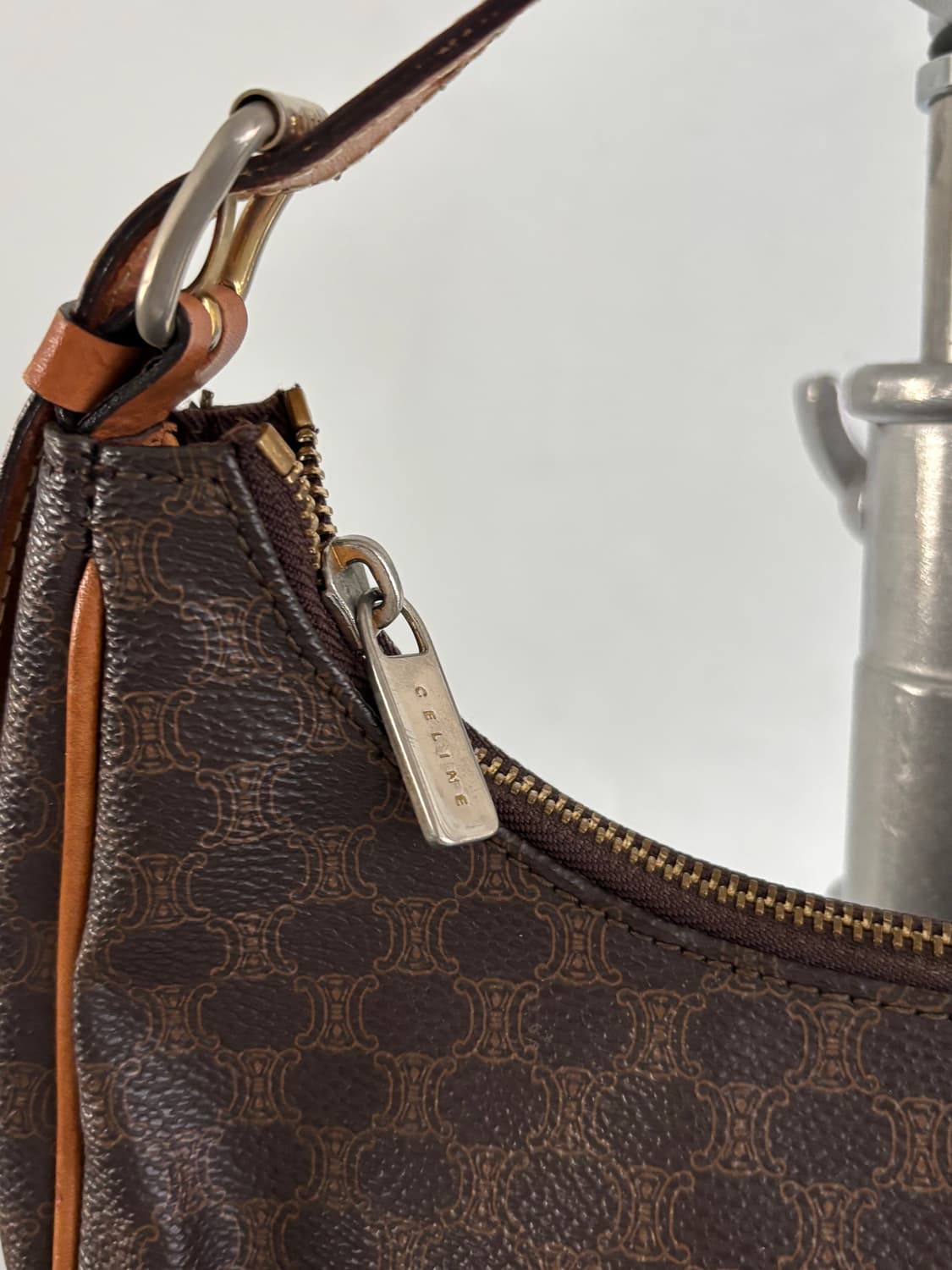 Celine 셀린느 트리오페 브라운 마카담 백 상품이미지4