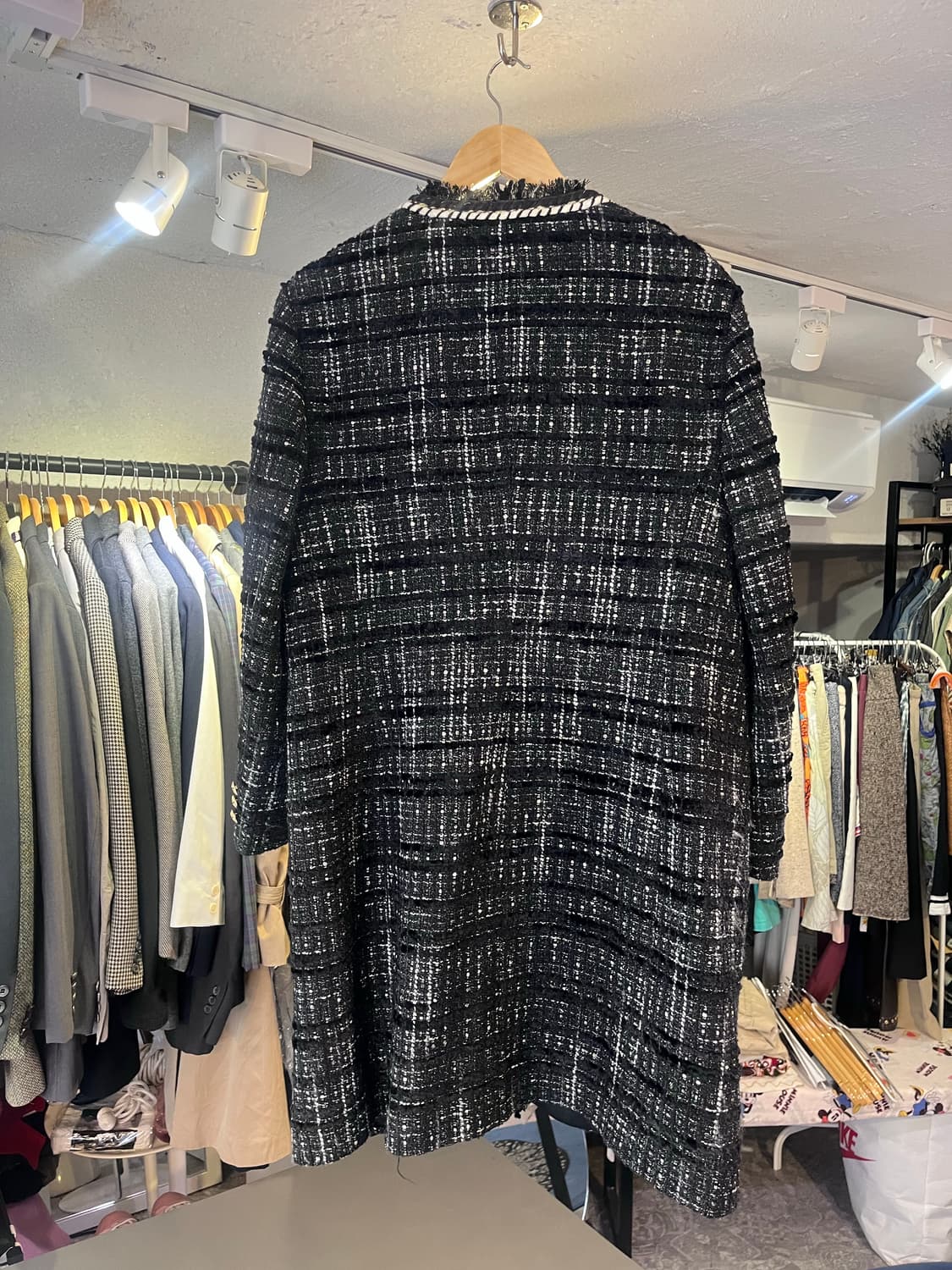 칼 라거펠트 트위드 노카라 코트 (이탈리아제) 상품이미지2