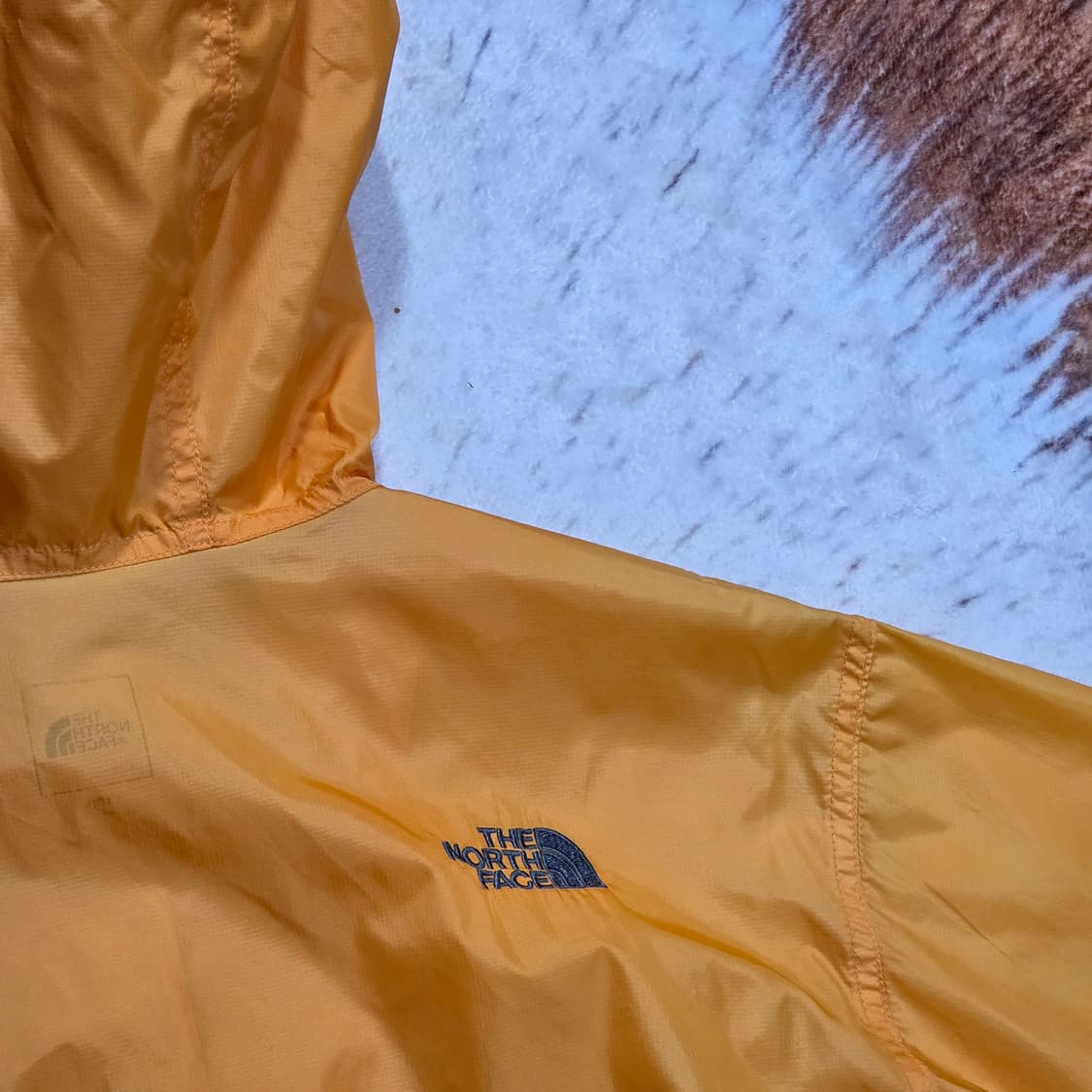 노스페이스 배색 바람막이 자켓 상품이미지4