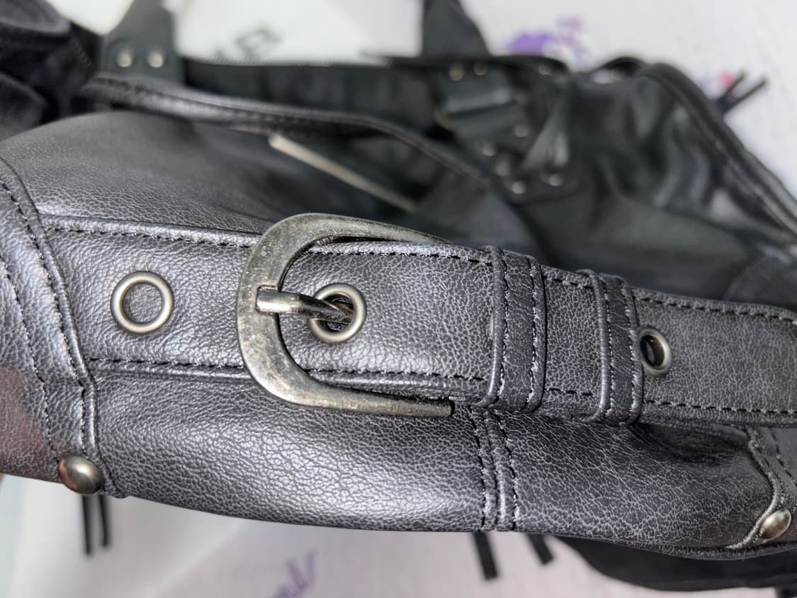 팬시클럽 벨티드 워싱 레더백 블랙 상품이미지4