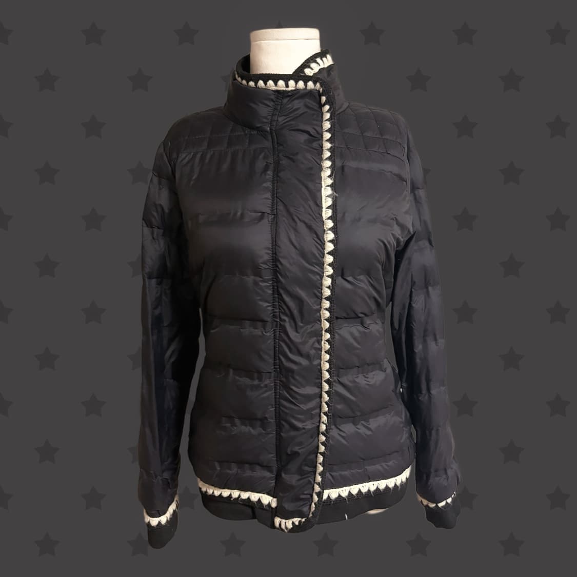 오네갸루 핀터깔 화이트 레이스 포인트 블랙 경량 패딩  상품이미지1